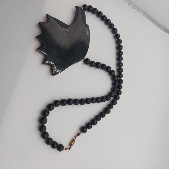 VTG Lee Sands * EAGLE* Black Stone And Mother Of Pearl Eyes Necklace - Picture 3 of 6